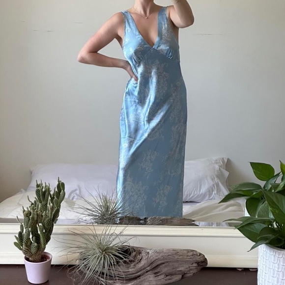 Vintage 90s Baby Blue Flowy Floral Maxi Slip Dress - Picture 5 of 8